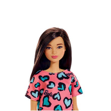 Mattel Barbie-Puppe mit einem Kleid und Weißen Schuhen